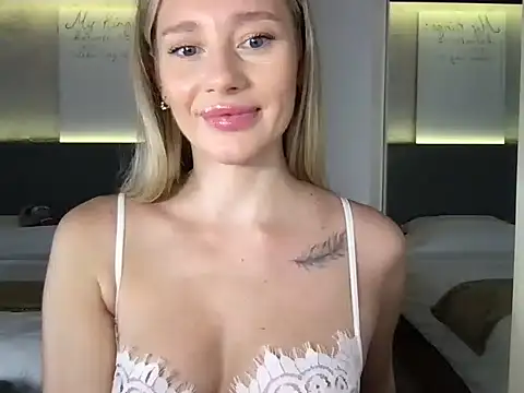 Snapshot of Stella_muse chatting on June 22, 2026, 4:53 am Stella muse online show from June 22, 2026, 4:53 am