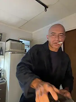 Snapshot of dogfrota chatting on June 1, 2026, 3:22 pm dogfrota online show from June 1, 2026, 3:22 pm