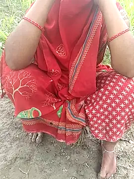 Snapshot of Shivanisingh4 chatting on May 5, 2026, 5:43 am Shivanisingh4 online show from May 5, 2026, 5:43 am