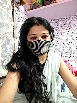 Priyaji7575 online show from March 15, 2026, 11:39 am