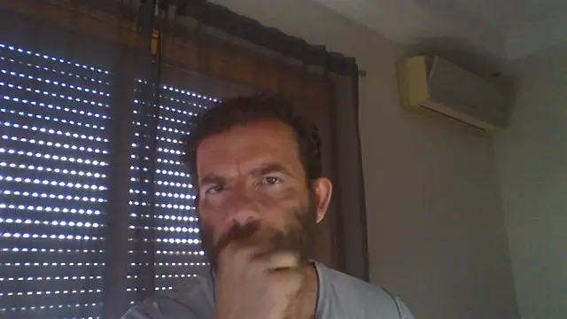Snapshot of _grj1 chatting on July 19, 2026, 6:04 pm grj1 online show from July 19, 2026, 6:04 pm
