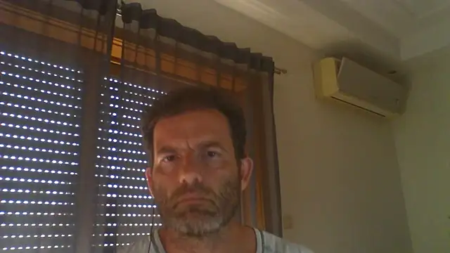 Snapshot of _grj1 chatting on June 25, 2026, 4:23 pm grj1 online show from June 25, 2026, 4:23 pm