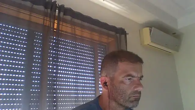 Snapshot of _grj1 chatting on August 3, 2026, 9:04 am grj1 online show from August 3, 2026, 9:04 am
