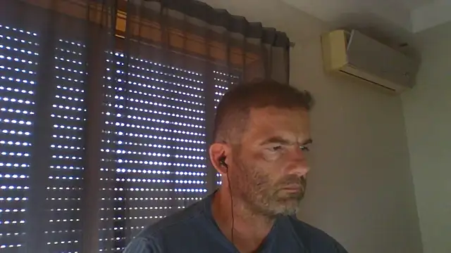 Snapshot of _grj1 chatting on August 5, 2026, 8:52 am grj1 online show from August 5, 2026, 8:52 am