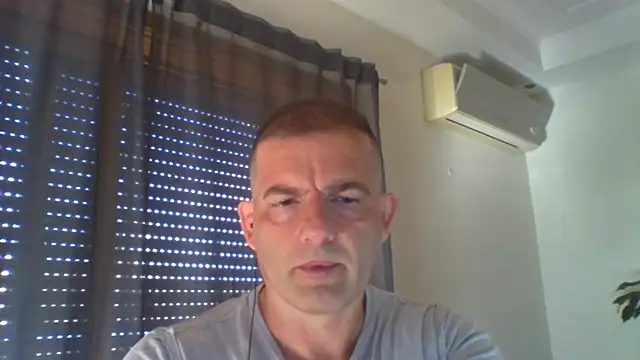 Snapshot of _grj1 chatting on July 22, 2026, 8:05 am grj1 online show from July 22, 2026, 8:05 am