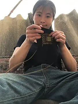 Snapshot of sun-shii chatting on March 20, 2026, 9:21 am sun-shii online show from March 20, 2026, 9:21 am