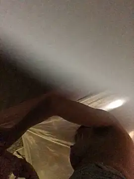 Snapshot of sun-shii chatting on March 4, 2026, 5:15 am sun-shii online show from March 4, 2026, 5:15 am