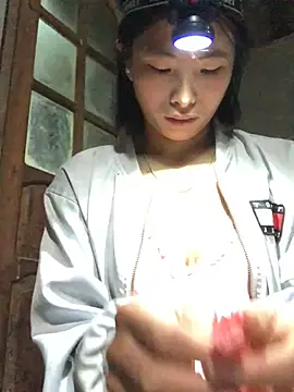 Snapshot of sun-shii chatting on February 20, 2026, 12:51 am sun-shii online show from February 20, 2026, 12:51 am