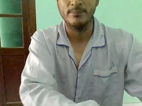 Snapshot of CalmDesire chatting on February 15, 2026, 7:24 pm CalmDesire online show from February 15, 2026, 7:24 pm