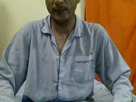 Snapshot of CalmDesire chatting on January 15, 2026, 2:04 am CalmDesire online show from January 15, 2026, 2:04 am