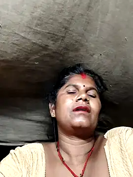 Snapshot of Hot_di97 chatting on July 16, 2026, 10:18 pm Hot di97 online show from July 16, 2026, 10:18 pm