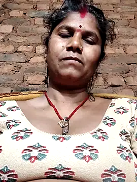 Hot di97 online show from March 9, 2026, 11:08 pm