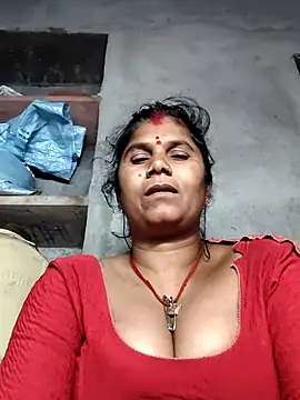 Hot di97 online show from May 6, 2026, 9:30 pm