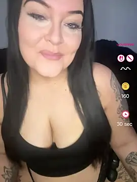 Miss CurvesXXX online show from May 1, 2026, 3:39 pm