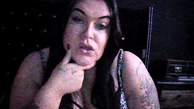 Miss CurvesXXX online show from January 15, 2026, 11:30 pm