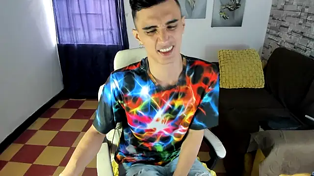 felipe colinss online show from June 7, 2026, 12:32 pm