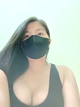 Lyly-68688 online show from May 5, 2026, 3:48 pm