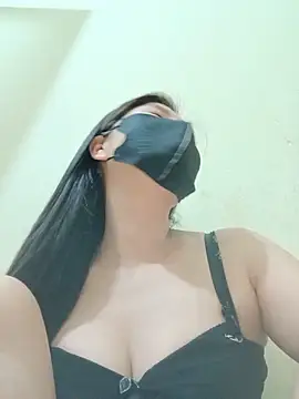 Snapshot of Lyly-68688 chatting on May 20, 2026, 1:02 am Lyly-68688 online show from May 20, 2026, 1:02 am