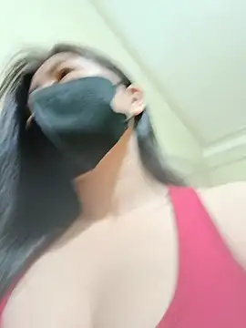 Snapshot of Lyly-68688 chatting on June 13, 2026, 2:59 pm Lyly-68688 online show from June 13, 2026, 2:59 pm