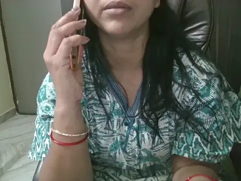 Snapshot of Adaa7 chatting on May 3, 2026, 9:47 am Adaa7 online show from May 3, 2026, 9:47 am