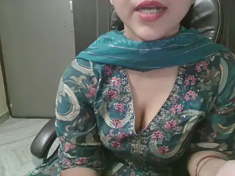 Snapshot of Adaa7 chatting on June 19, 2026, 4:24 pm Adaa7 online show from June 19, 2026, 4:24 pm