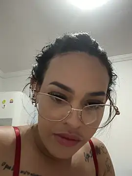 ilyanna online show from February 3, 2026, 3:26 am