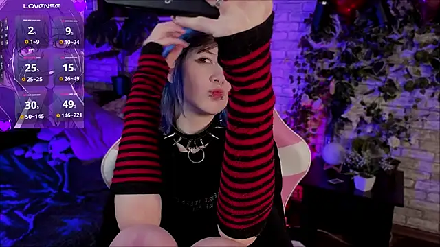 Ashley Veil online show from February 17, 2026, 8:39 pm