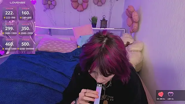 Ashley Veil online show from April 23, 2026, 8:43 pm