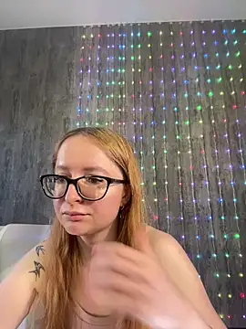 Snapshot of coy_girl_ chatting on March 20, 2026, 12:17 pm coy girl online show from March 20, 2026, 12:17 pm