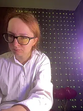 Snapshot of coy_girl_ chatting on February 16, 2026, 11:09 am coy girl online show from February 16, 2026, 11:09 am