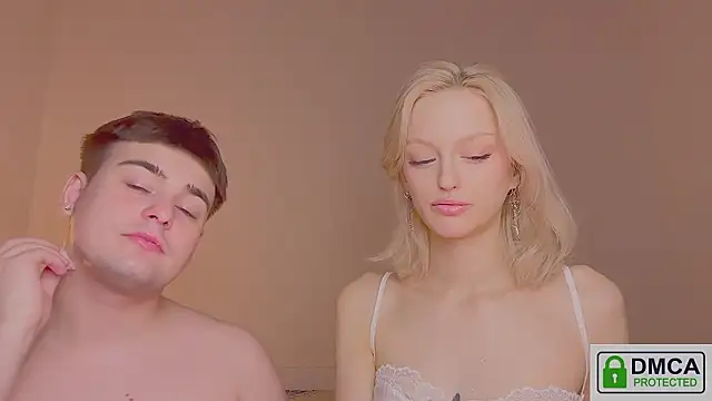 your molly mark  online show from February 28, 2026, 7:57 pm