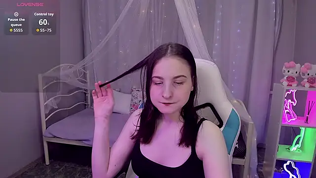 KiraDuvall online show from April 23, 2026, 5:36 pm