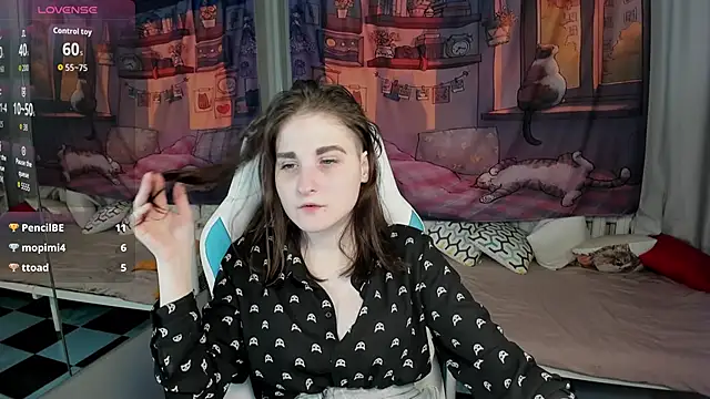 Snapshot of KiraDuvall chatting on March 15, 2026, 8:05 pm KiraDuvall online show from March 15, 2026, 8:05 pm