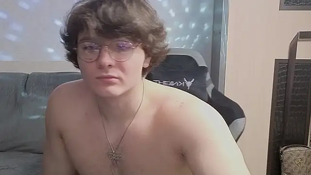 Snapshot of jastinpeterson chatting on February 15, 2026, 4:39 pm jastinpeterson online show from February 15, 2026, 4:39 pm