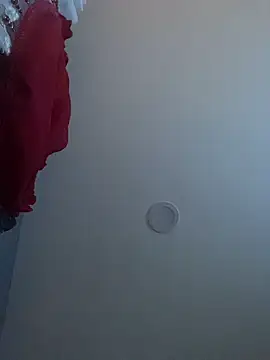 Snapshot of Mellyj053 chatting on February 19, 2026, 8:11 am Mellyj053 online show from February 19, 2026, 8:11 am