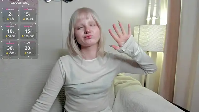 ustimeow online show from February 17, 2026, 1:52 pm