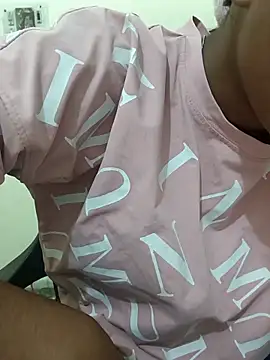 Snapshot of Aaradhna-_hoy chatting on April 3, 2026, 5:47 am Aaradhna- hoy online show from April 3, 2026, 5:47 am