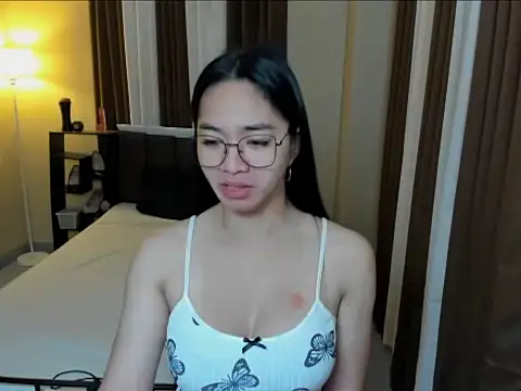 Asian Bigcock Marian online show from April 8, 2026, 9:27 pm