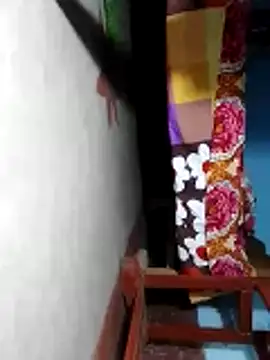 Bishxxx online show from April 23, 2026, 4:08 pm