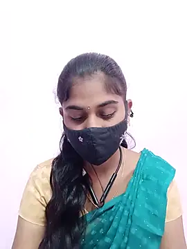 Snapshot of Tamil_Hot_RoyalQueen chatting on June 16, 2026, 4:18 pm Tamil Hot RoyalQueen online show from June 16, 2026, 4:18 pm
