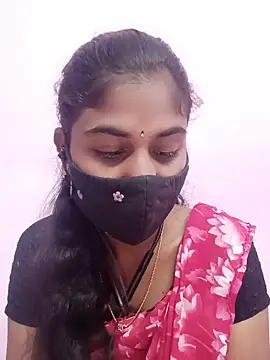 Snapshot of Tamil_Hot_RoyalQueen chatting on June 13, 2026, 4:27 pm Tamil Hot RoyalQueen online show from June 13, 2026, 4:27 pm