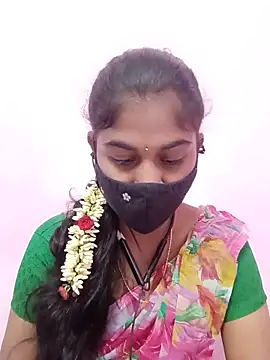 Snapshot of Tamil_Hot_RoyalQueen chatting on June 9, 2026, 4:30 pm Tamil Hot RoyalQueen online show from June 9, 2026, 4:30 pm