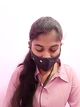Snapshot of Tamil_Hot_RoyalQueen chatting on June 1, 2026, 10:59 am Tamil Hot RoyalQueen online show from June 1, 2026, 10:59 am