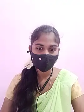 Snapshot of Tamil_Hot_RoyalQueen chatting on June 6, 2026, 4:45 pm Tamil Hot RoyalQueen online show from June 6, 2026, 4:45 pm