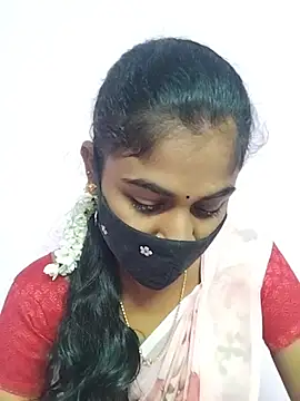 Tamil Hot RoyalQueen online show from April 14, 2026, 4:56 pm
