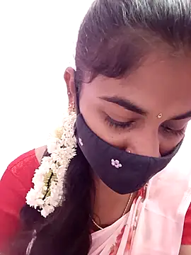 Tamil Hot RoyalQueen online show from May 7, 2026, 12:26 am