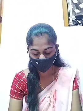 Tamil Hot RoyalQueen online show from March 25, 2026, 4:39 pm