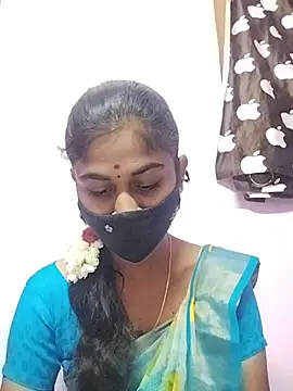Tamil Hot RoyalQueen online show from April 8, 2026, 4:52 pm