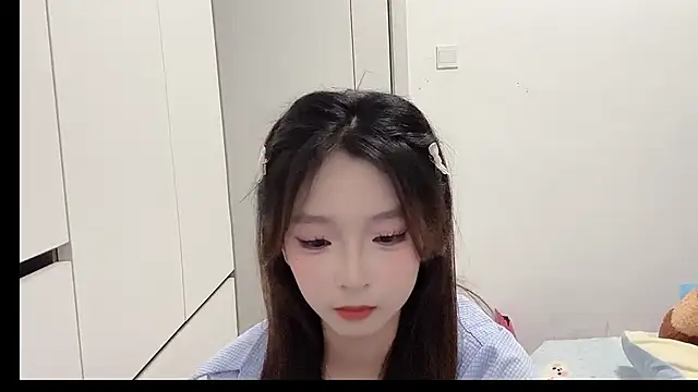 1X-NanNan online show from February 1, 2026, 1:42 pm