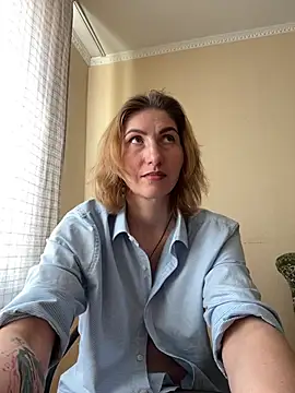  Crystal 2 online show from March 5, 2026, 12:35 pm